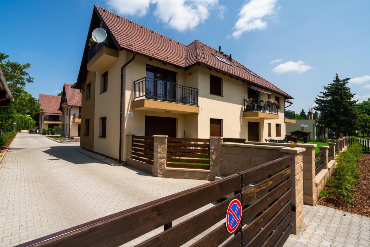Captain'S Home Kenese Apartman Balatonkenese Dış mekan fotoğraf