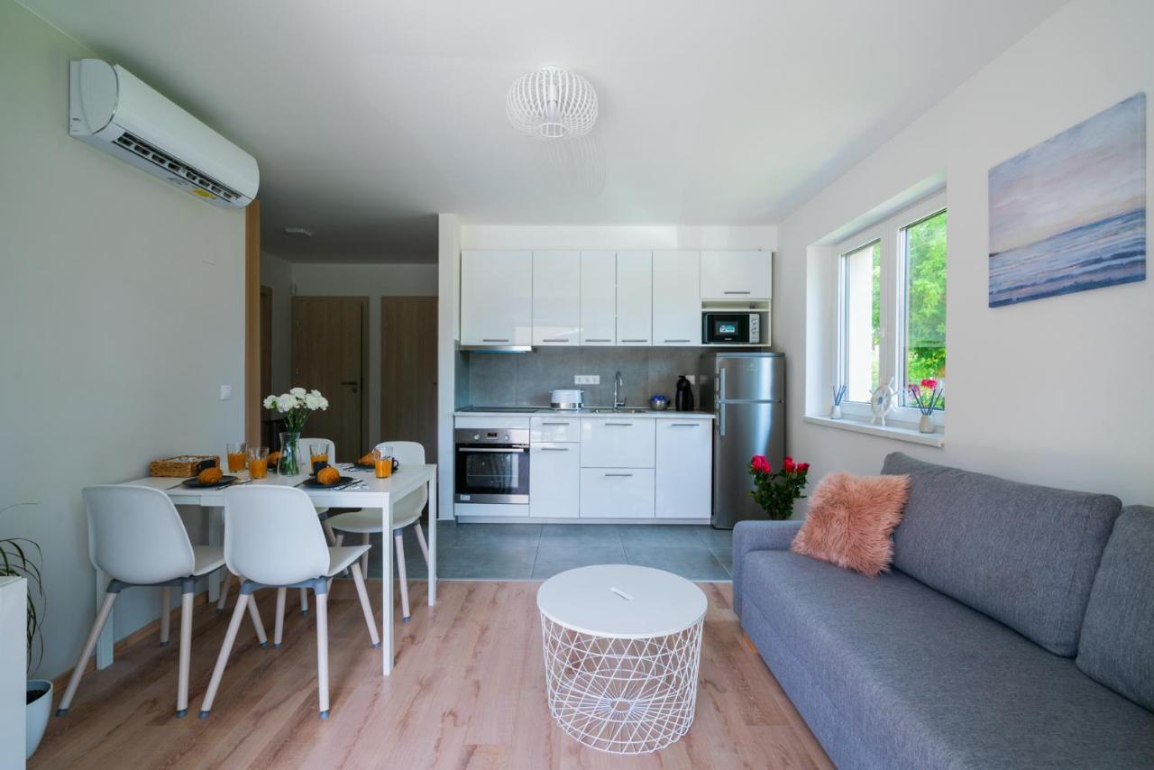 Captain'S Home Kenese Apartman Balatonkenese Dış mekan fotoğraf